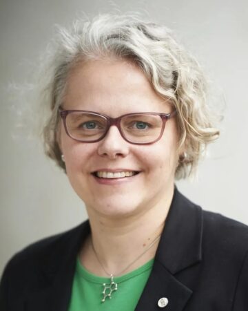 Audrey Moores